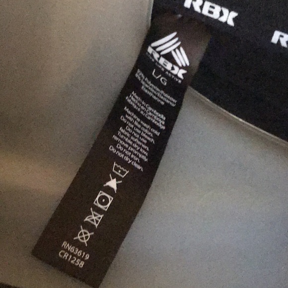 Black Reebok workout 🏋️♂️ top - Picture 5 of 6